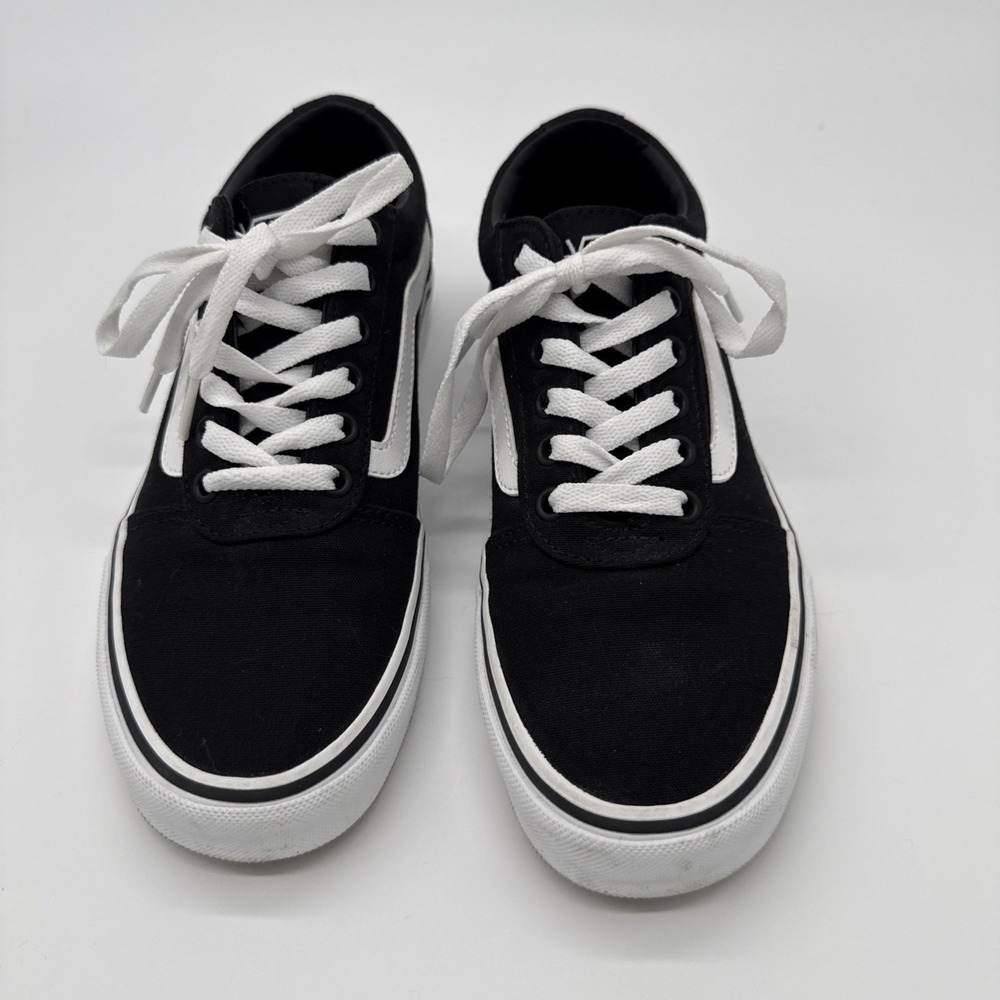 Vans Women's Off The Wall Low Skate Shoe Black White Size 8.5